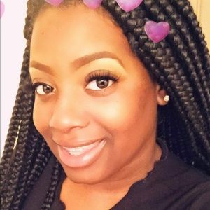 Meet your Posher, Romanda